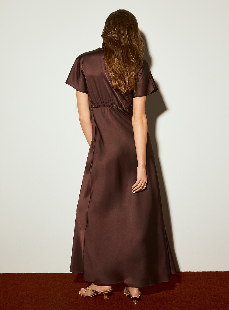 Ic&ocirc;ne Patterned Black V-neck double-face satin maxi dress for women