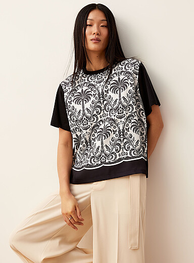 Le t-shirt satin&eacute; bimati&egrave;re &agrave; motif