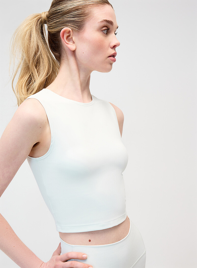 Velvety Solid Cropped Tank