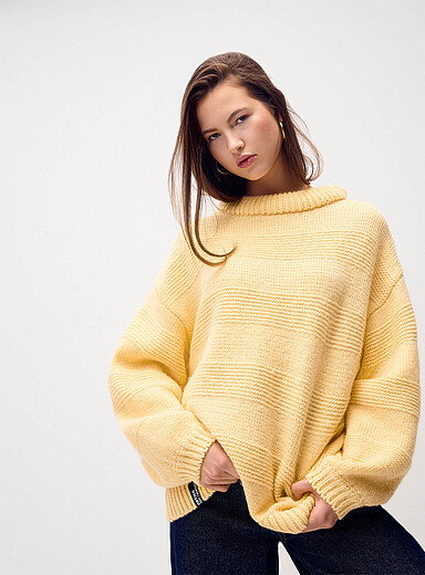Le chandail tricot &eacute;pais laine m&eacute;lang&eacute;e