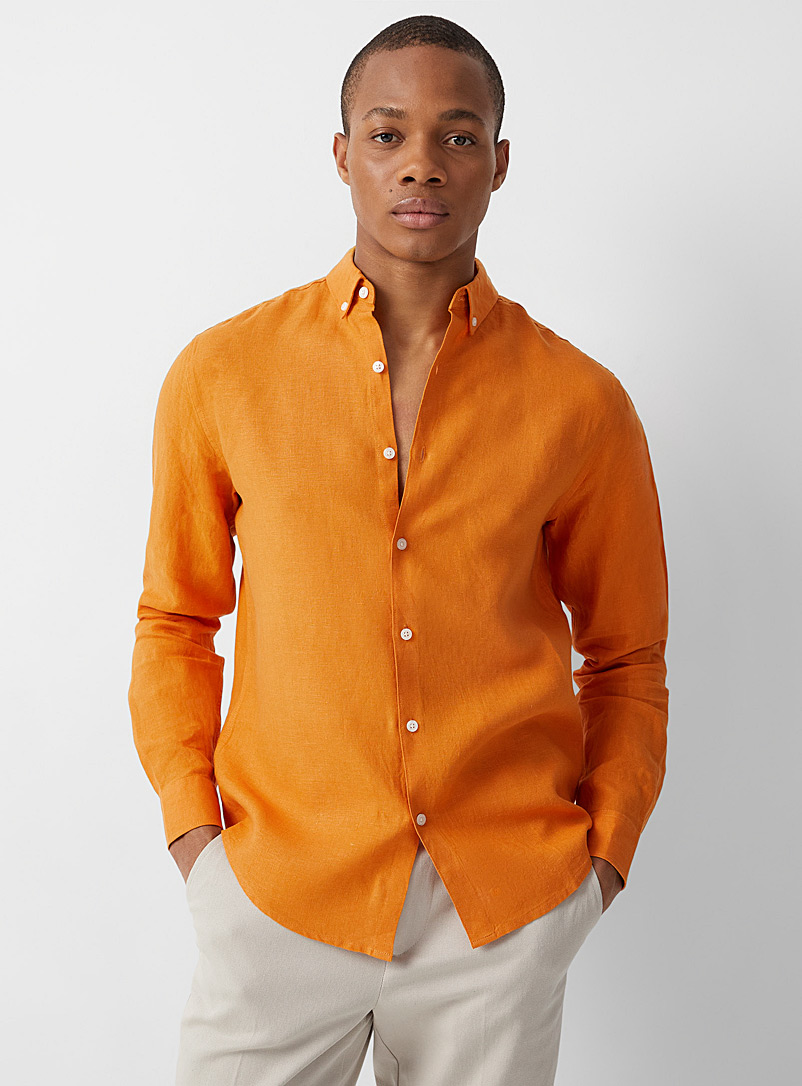 Le 31: La chemise pur lin unie à manches longues Coupe moderne Orange foncé pour homme