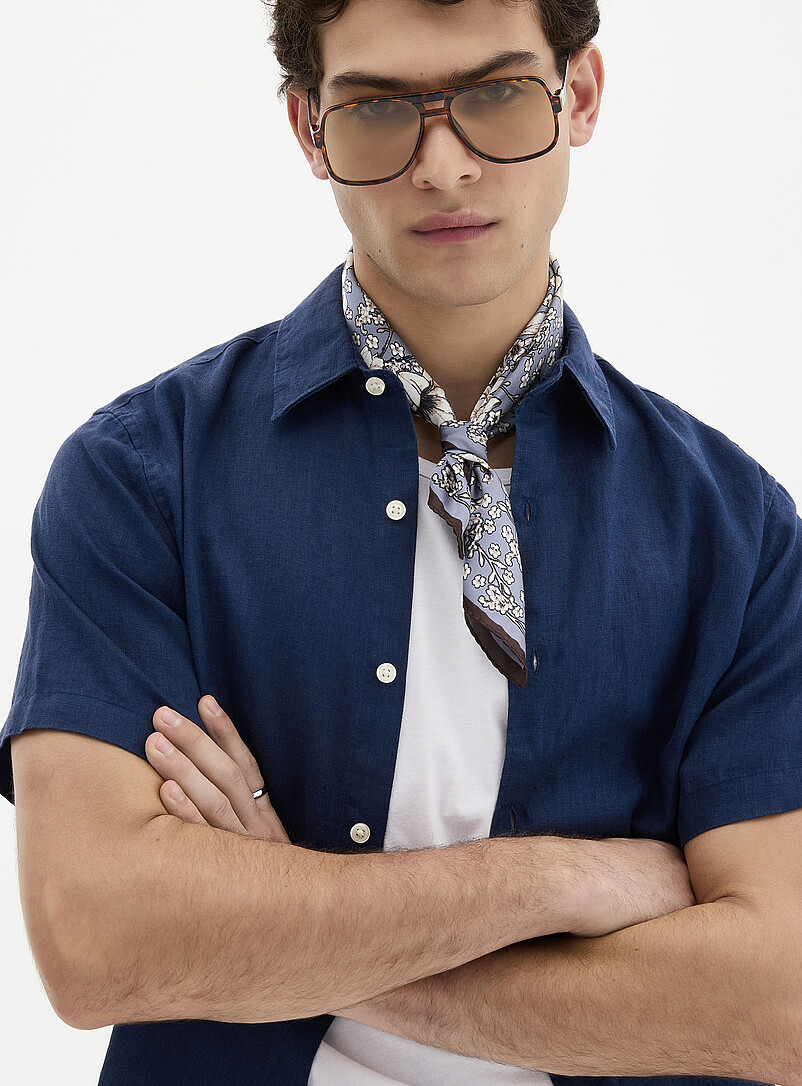 Le 31: La chemise manches courtes pur lin europ&eacute;en <b>Coupe moderne</b> Bleu moyen - Ardoise pour homme