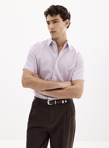 Vertical twin-stripe linen shirt <b>Modern fit</b>