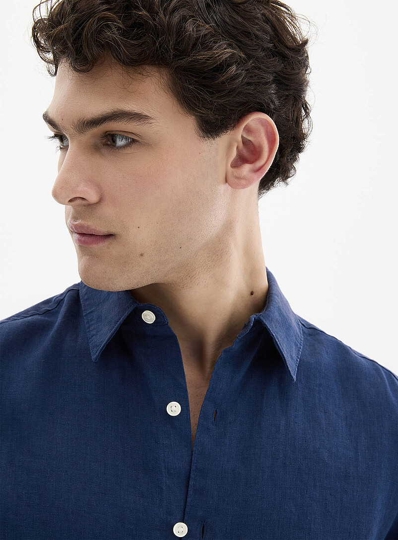 Le 31: La chemise manches longues pur lin europ&eacute;en <b>Coupe moderne</b> Bleu p&acirc;le - Bleu ciel pour homme