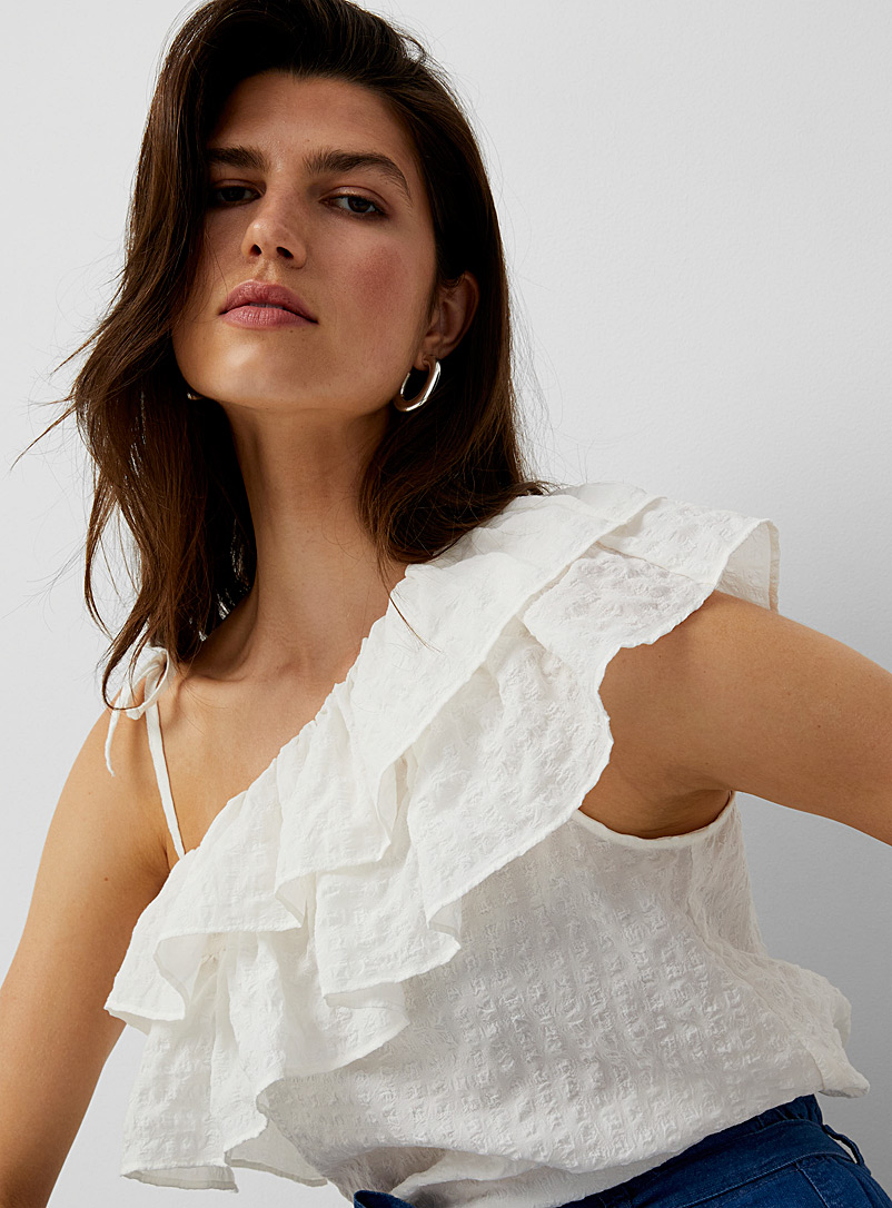United Colors of Benetton White Ruffled asymmetrical blouse for women