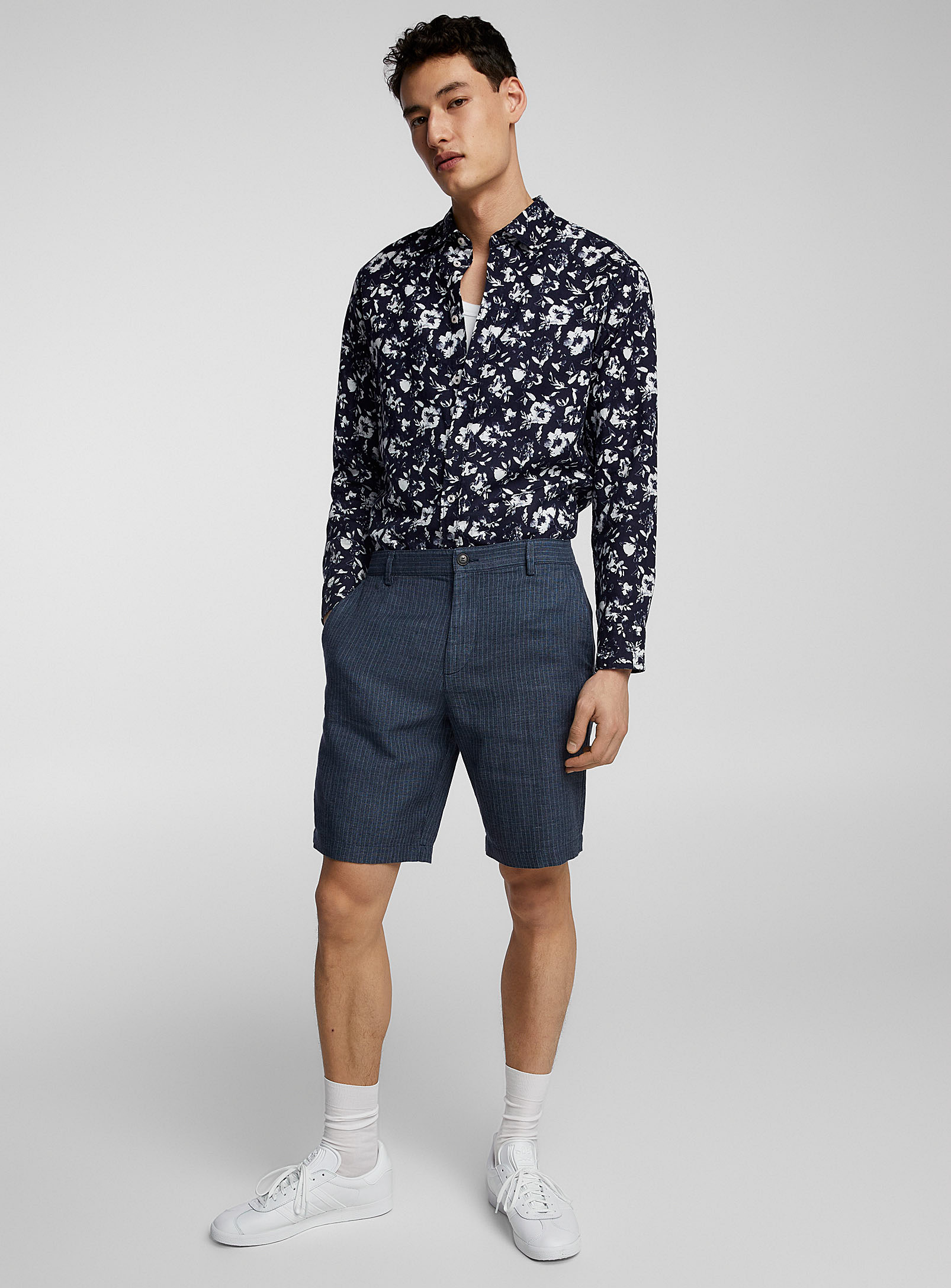 United Colors of Benetton - Men's Navy cotton-linen banker stripe Bermuda Shorts