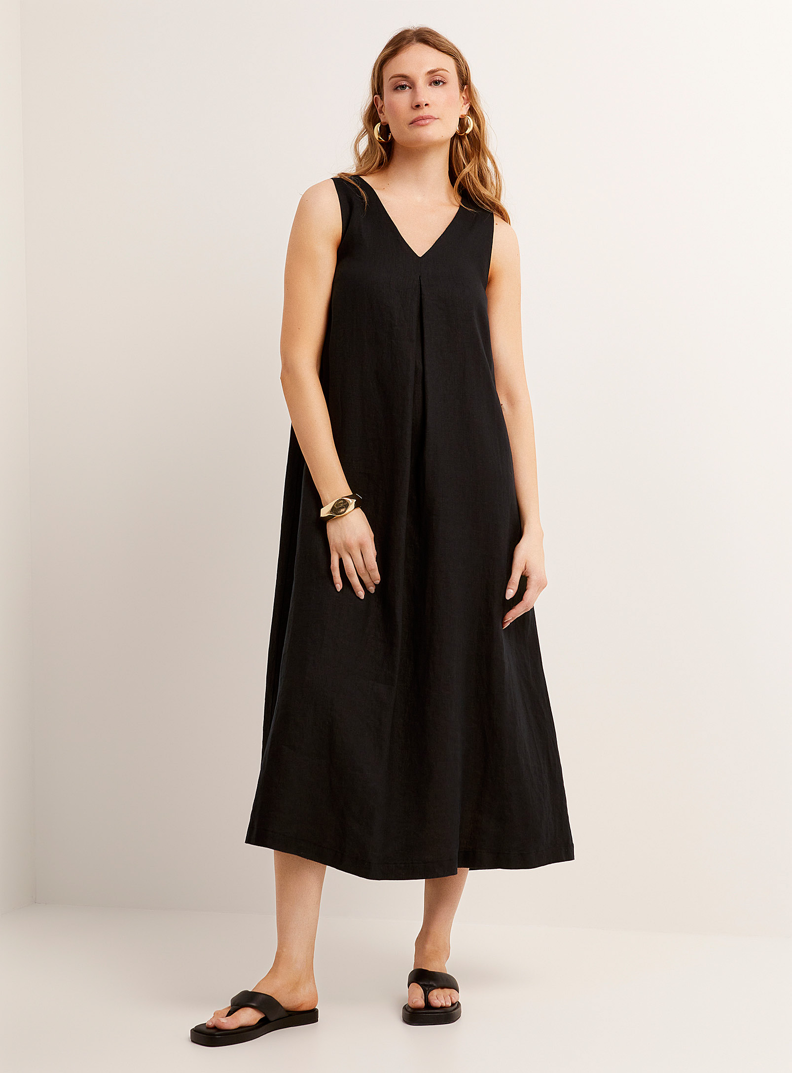 United Colors Of Benetton Pleated Pure Linen Trapeze Dress In Black
