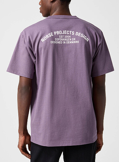 Norse Projects: Le t-shirt violet logo arqu&eacute; Lavande - Pourpre clair pour homme
