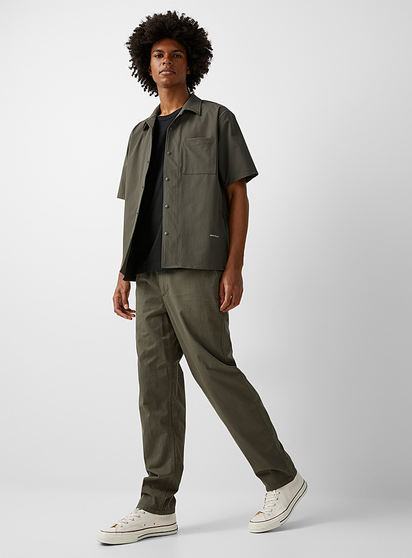Norse Projects Mossy Green Lightweight twill joggers for men