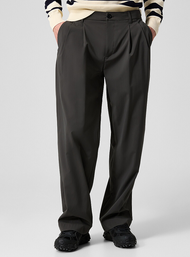 Pleated technical canvas pant product image 2