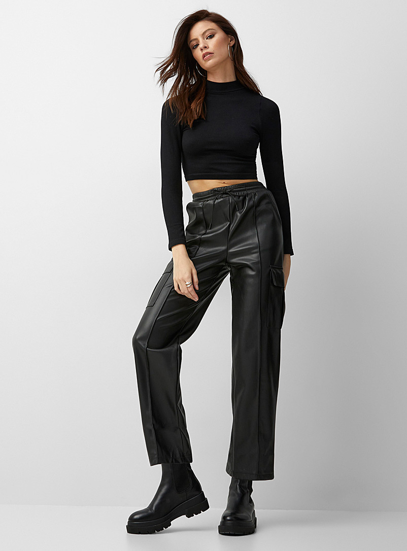 Icône Black Faux-leather cargo pant for women
