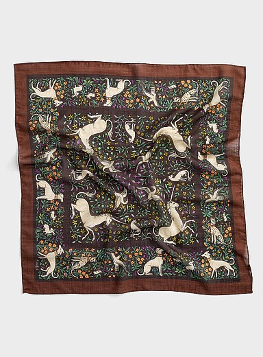 Le foulard &agrave; nouer cr&eacute;ature fantastique