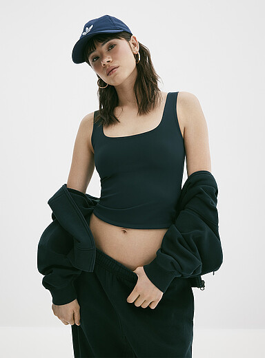 Second-skin square-neck cropped cami