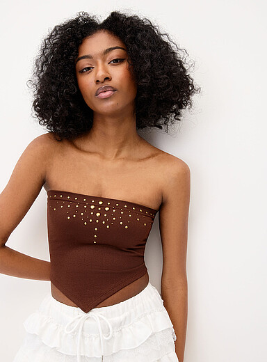 Studded triangular tube top