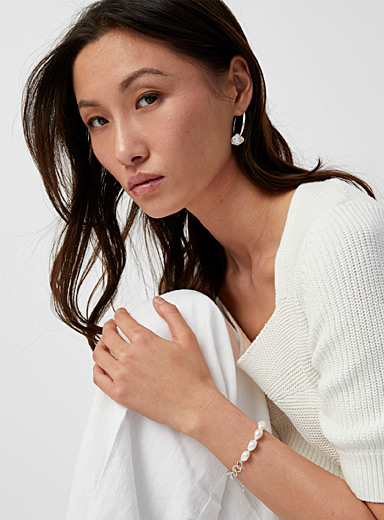 Hera pearly bead earrings