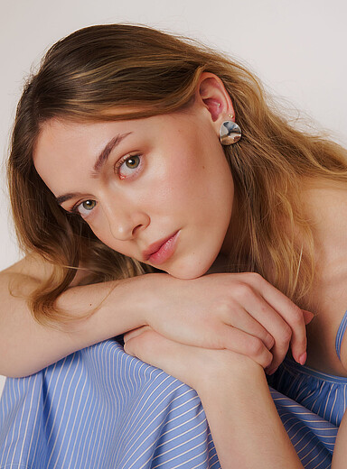 Pilar Agueci: Les boucles d'oreilles Malea Argent