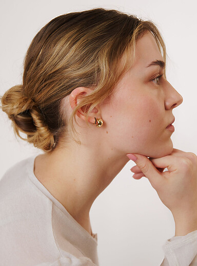 Pilar Agueci: Les petites boucles d'oreilles Yara Assorti