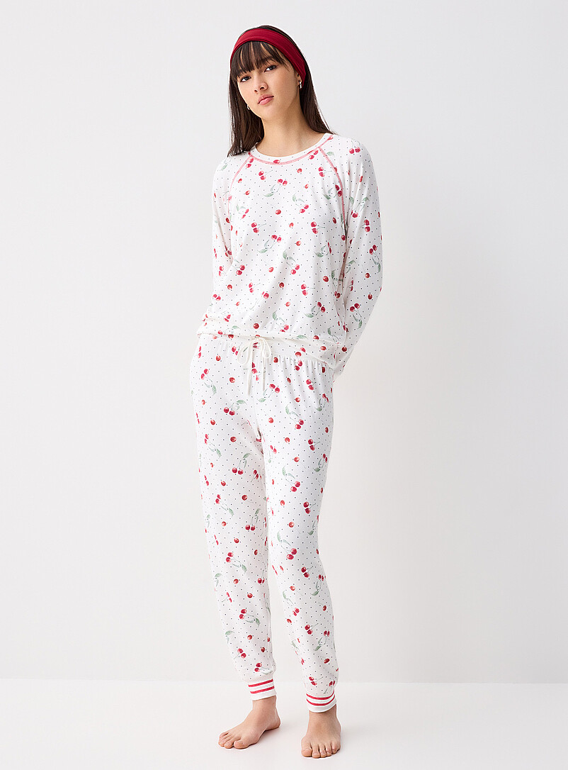 L'ensemble pyjama ultradoux cerises | P.J. Salvage | | Simons