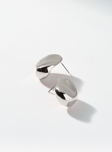 Hollow teardrop earrings