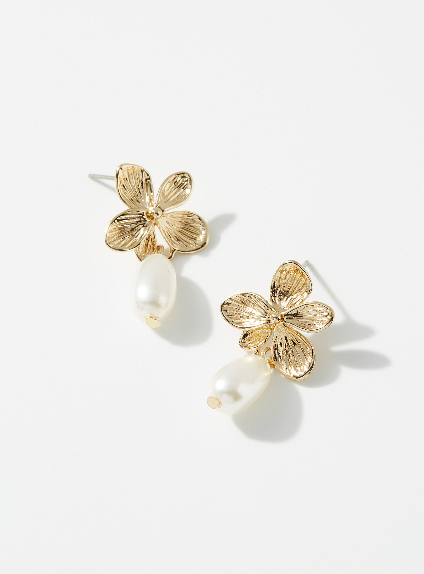 Simons - Women's Pearly bead floral earrings
