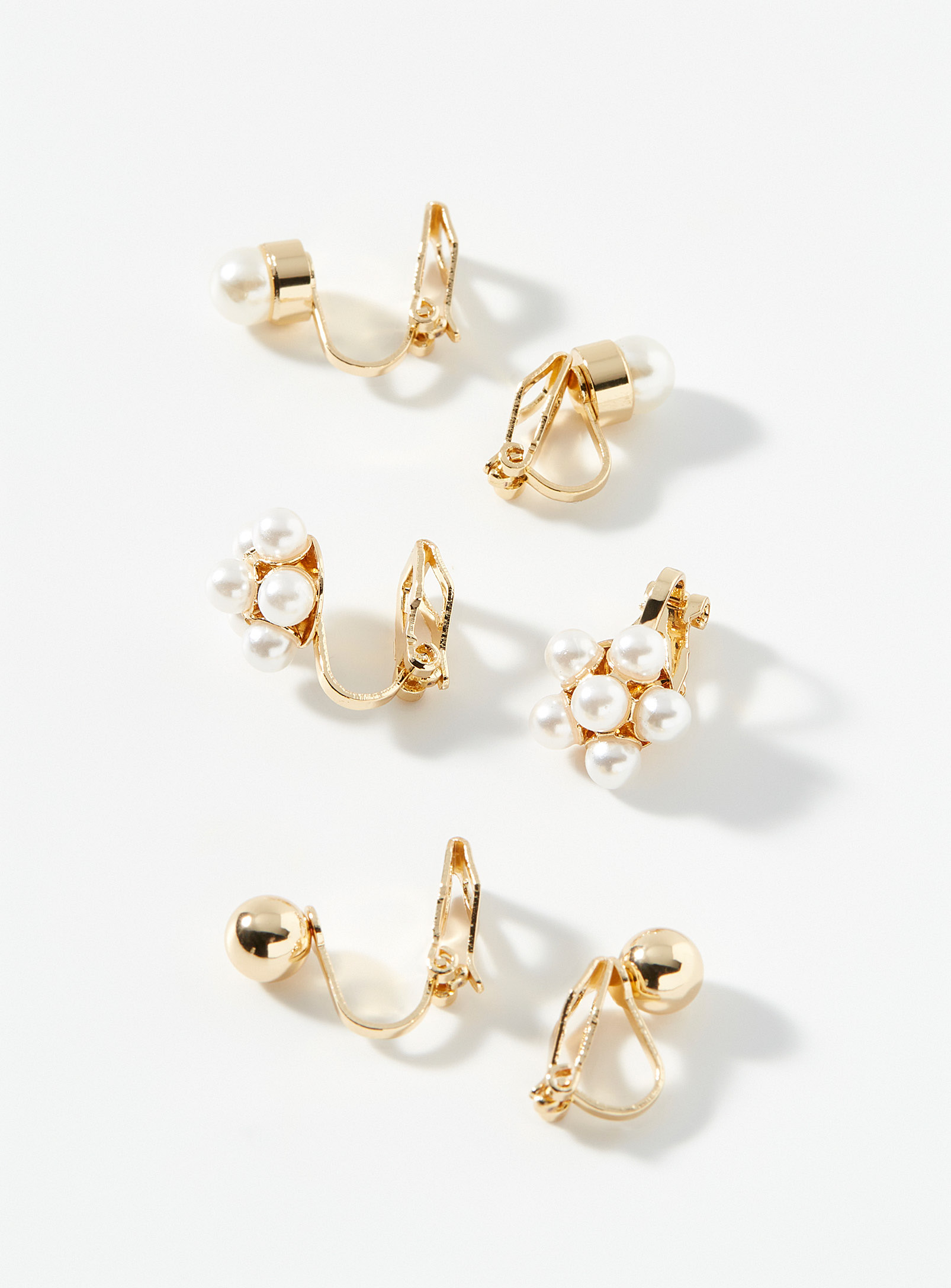 Simons - Women's Timeless pearl earrings Set of 3