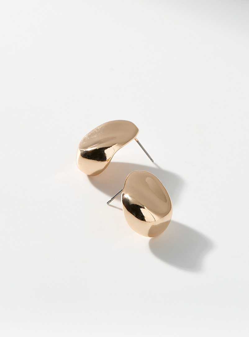 Hollow teardrop earrings product image (primary)