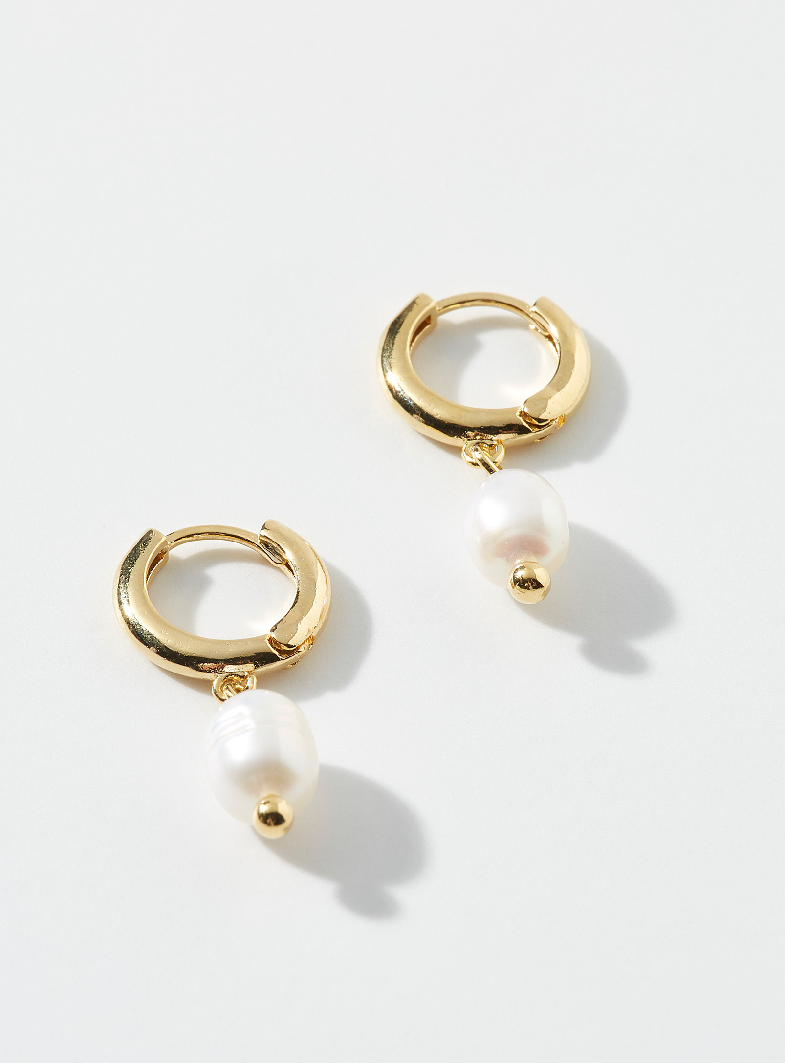Simons - Women's Small pearl earrings