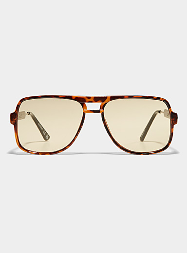 Les lunettes de soleil r&eacute;tro Orbital