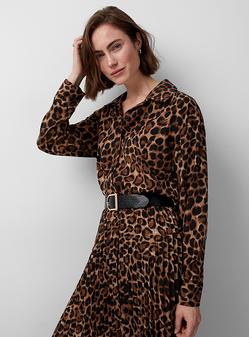 Contemporaine: La chemise légère léopard Tan beige fauve pour femme