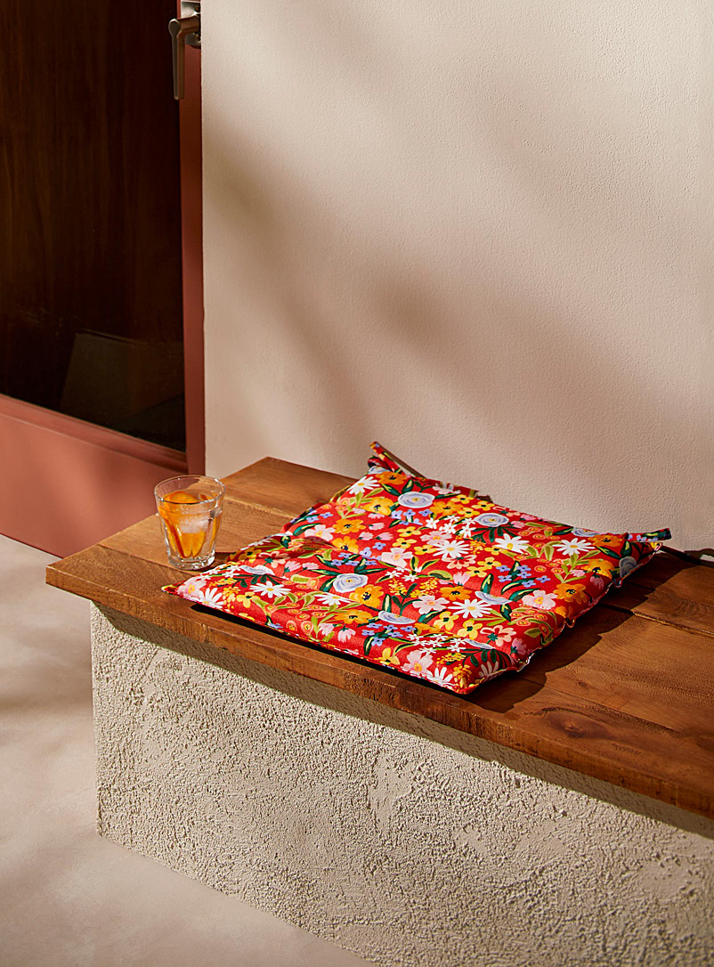 Simons Maison: Le coussin de chaise d'extérieur bouquet coloré 42 x 42 cm Rouge à motifs