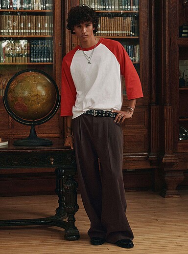 Le chino jambe large double pli Coupe baggy <b>Importation de S&eacute;oul</b>