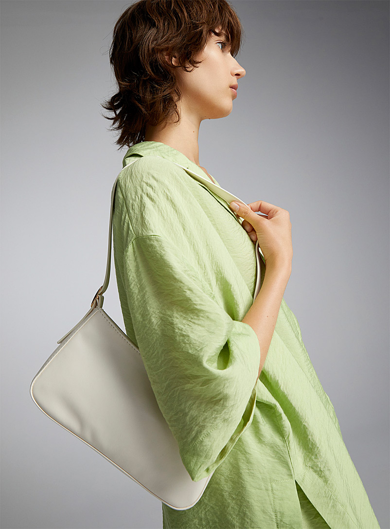 Simons: Le sac baguette minimaliste lisse Blanc cassé pour femme