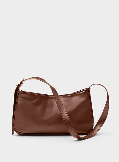 Le sac baguette minimaliste lisse