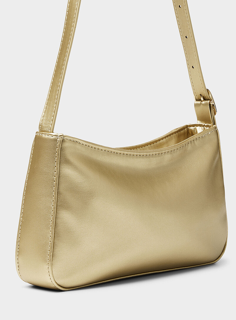 Simons Red Smooth minimalist baguette bag for women