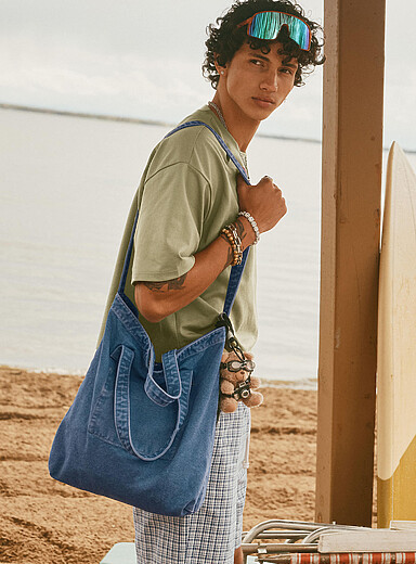 crossbody bags for travel canada Dakine Bag in Night Tropical unless noted below Messenger Bag Crossbody Travel Purse