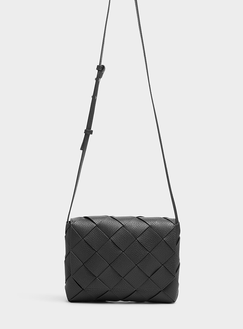 Woven flap shoulder bag product image (primary)