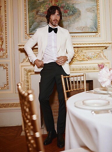 Le pantalon smoking extensible Tissu de laine sign&eacute; Marzotto <b>Coupe Stockholm - &Eacute;troite</b>