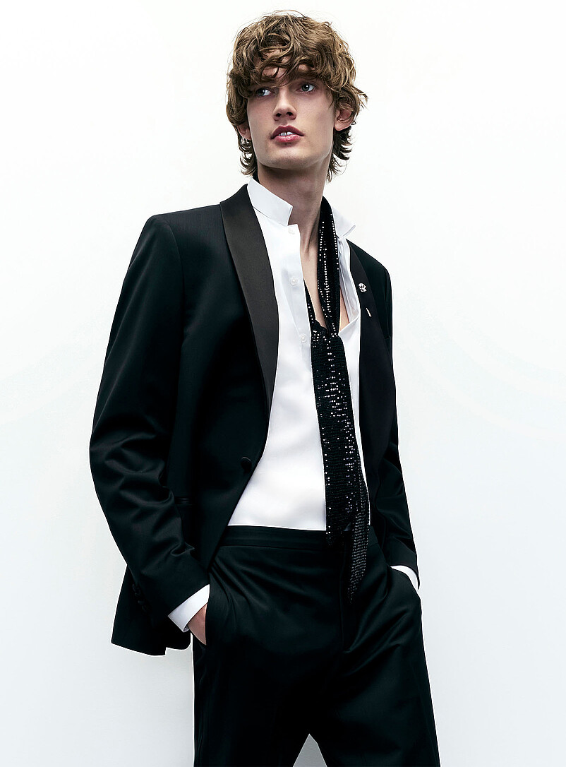 Le 31: Le veston smoking extensible Tissu de laine sign&eacute; Marzotto <b>Coupe Stockholm - Ajust&eacute;e</b> Noir pour homme