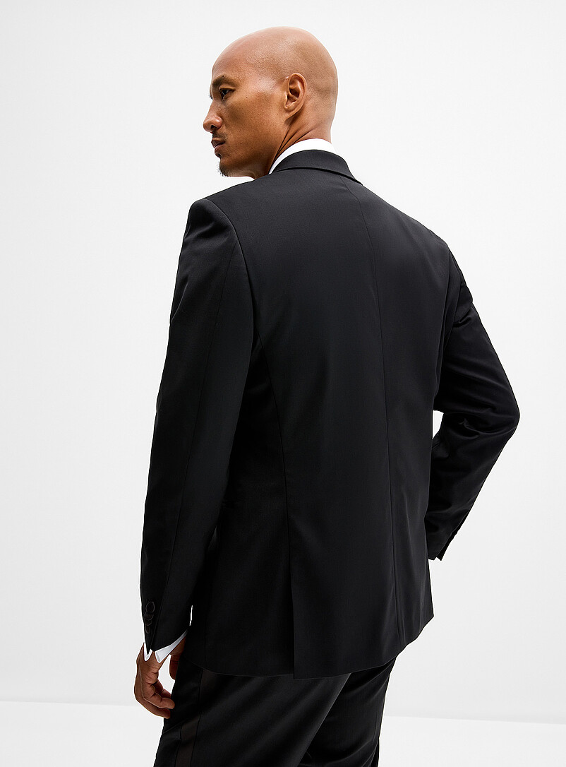 Le 31: Le veston smoking col satin&eacute; Tissu de laine sign&eacute; Marzotto <b>Coupe London - Semi-ajust&eacute;e</b> Noir pour homme