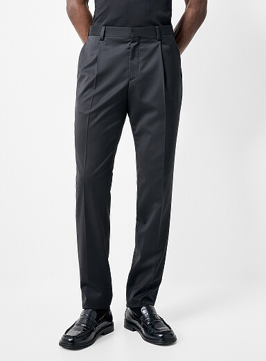 Le pantalon &agrave; plis &eacute;pur&eacute; Tissu de laine sign&eacute; Marzotto <b>Coupe Reykjavik - Fusel&eacute;e &agrave; plis</b>
