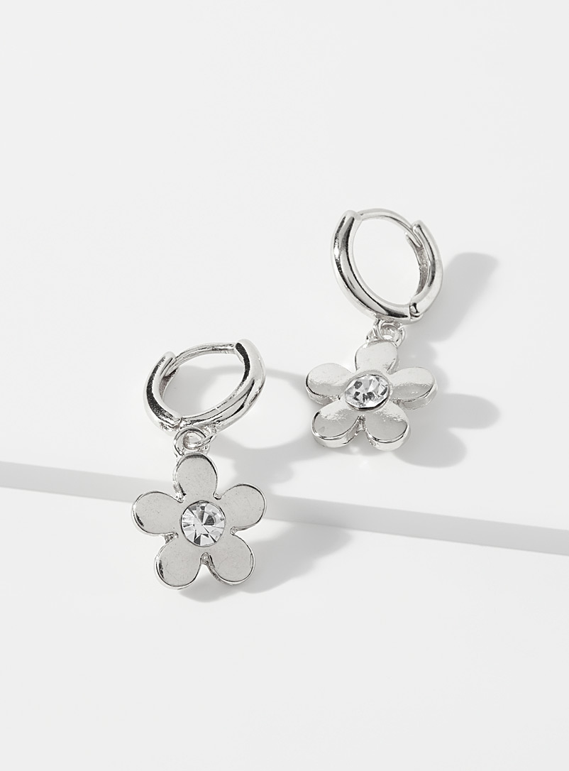 Simons Silver Floral softness earrings for women