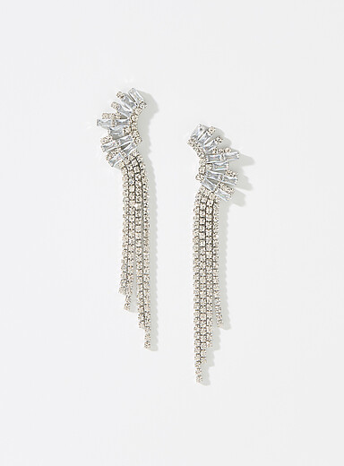 Les boucles d'oreilles ornementales pluie de cristaux