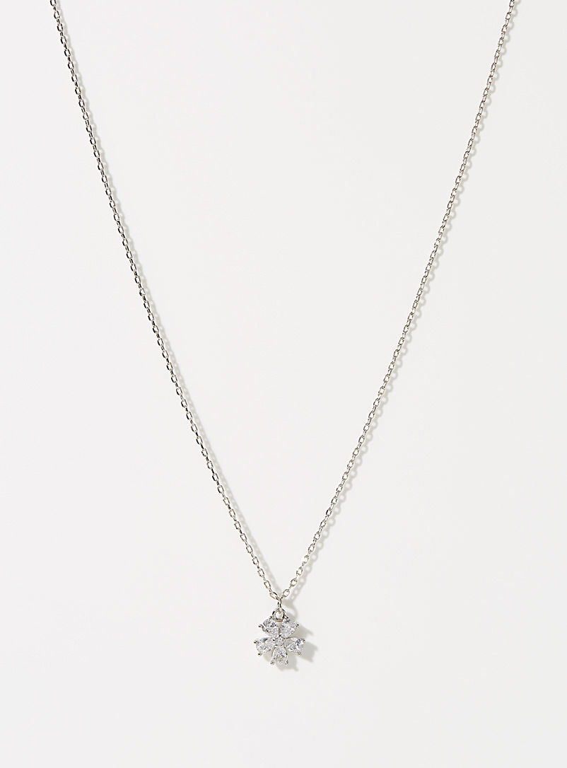 Simons Silver Delicate flower necklace for women