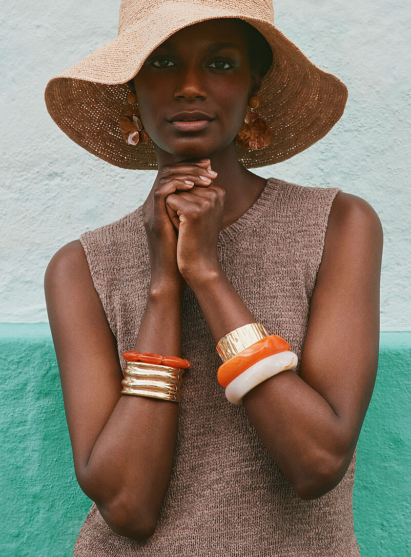 Simons: Le large bracelet jonc ondul&eacute; dor&eacute; Assorti pour femme
