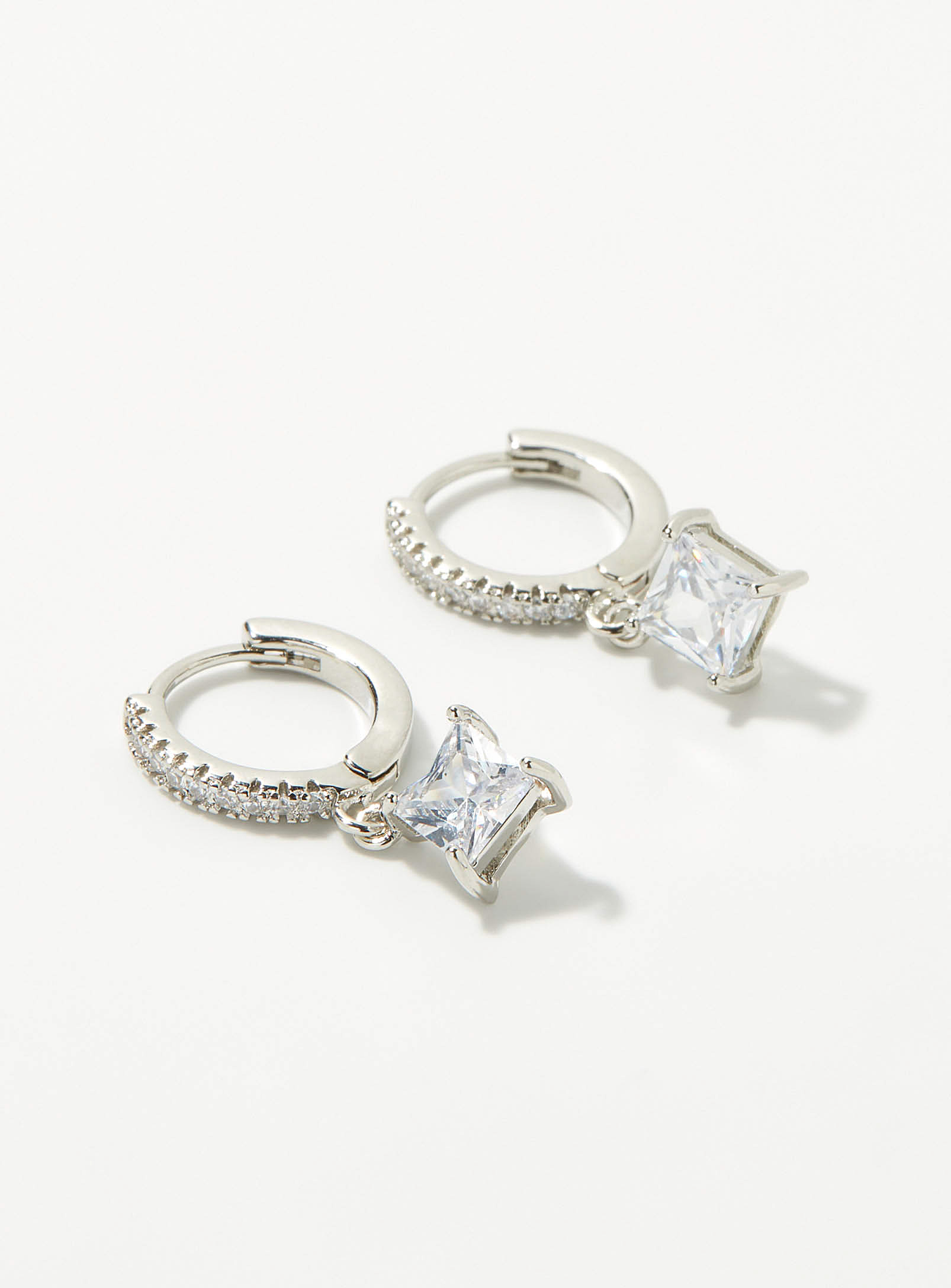 Simons - Women's Diamond-shaped crystal earrings