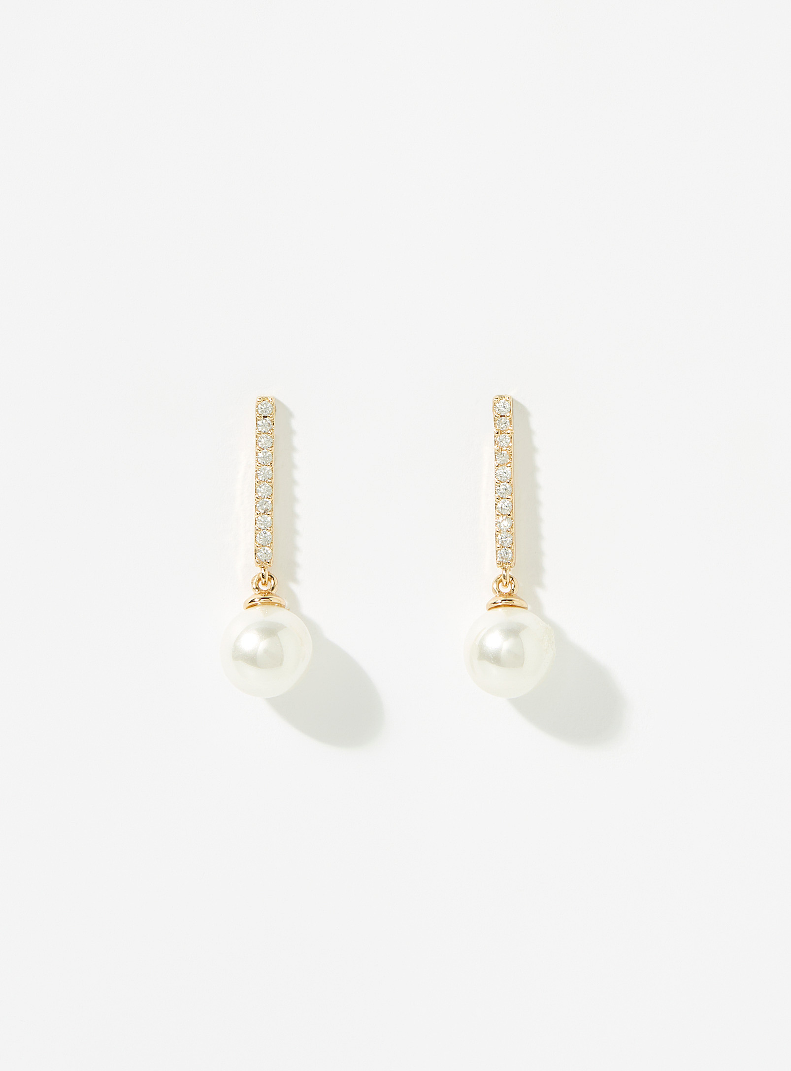 Simons - Women's Pearl and bar earrings
