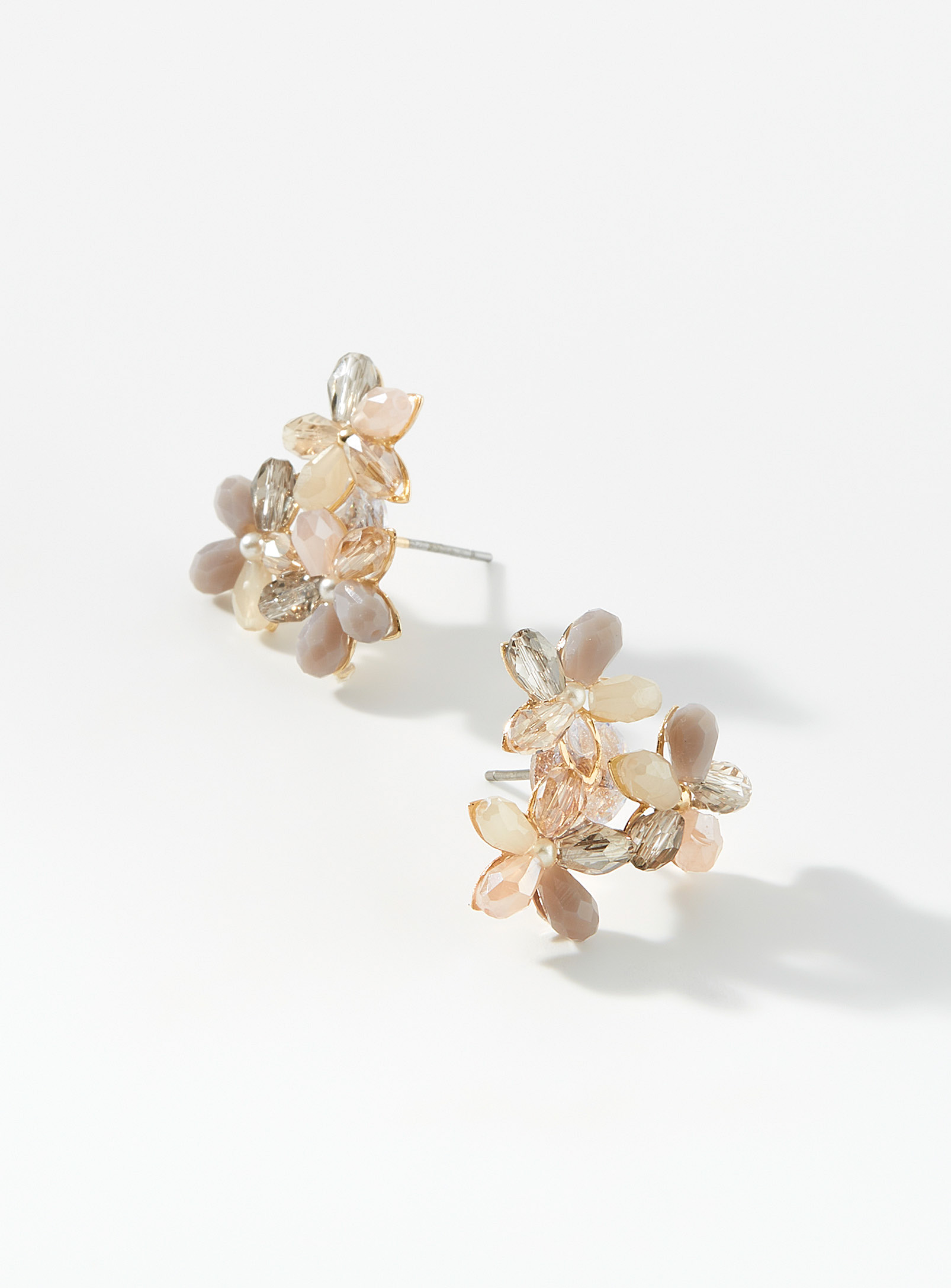 Simons - Women's Lavender-coloured flower earrings
