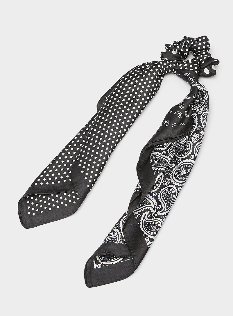 Patterned scarf scrunchie product image (primary)