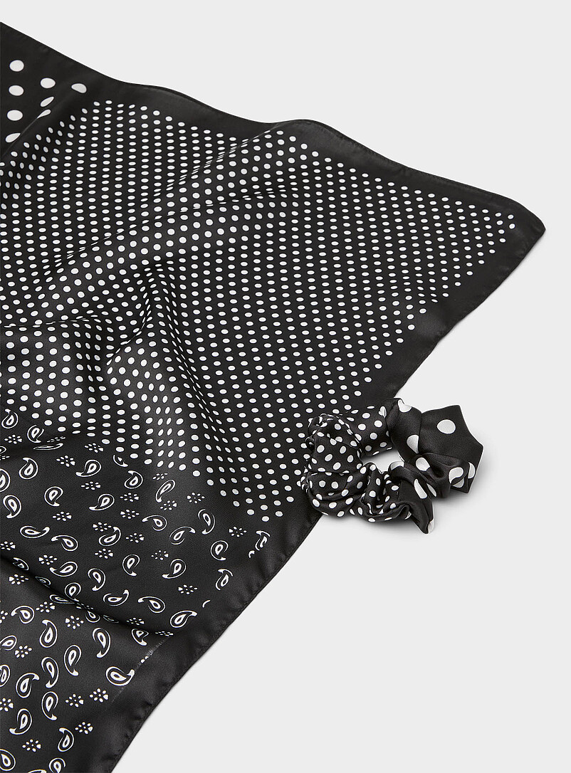 Patterned scarf scrunchie product image 2