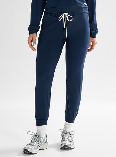 Performance joggers